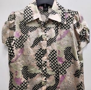 BCBGMAXAZRIA Statement Top – Size M – Soft, Stretchy & Stunning! ✨